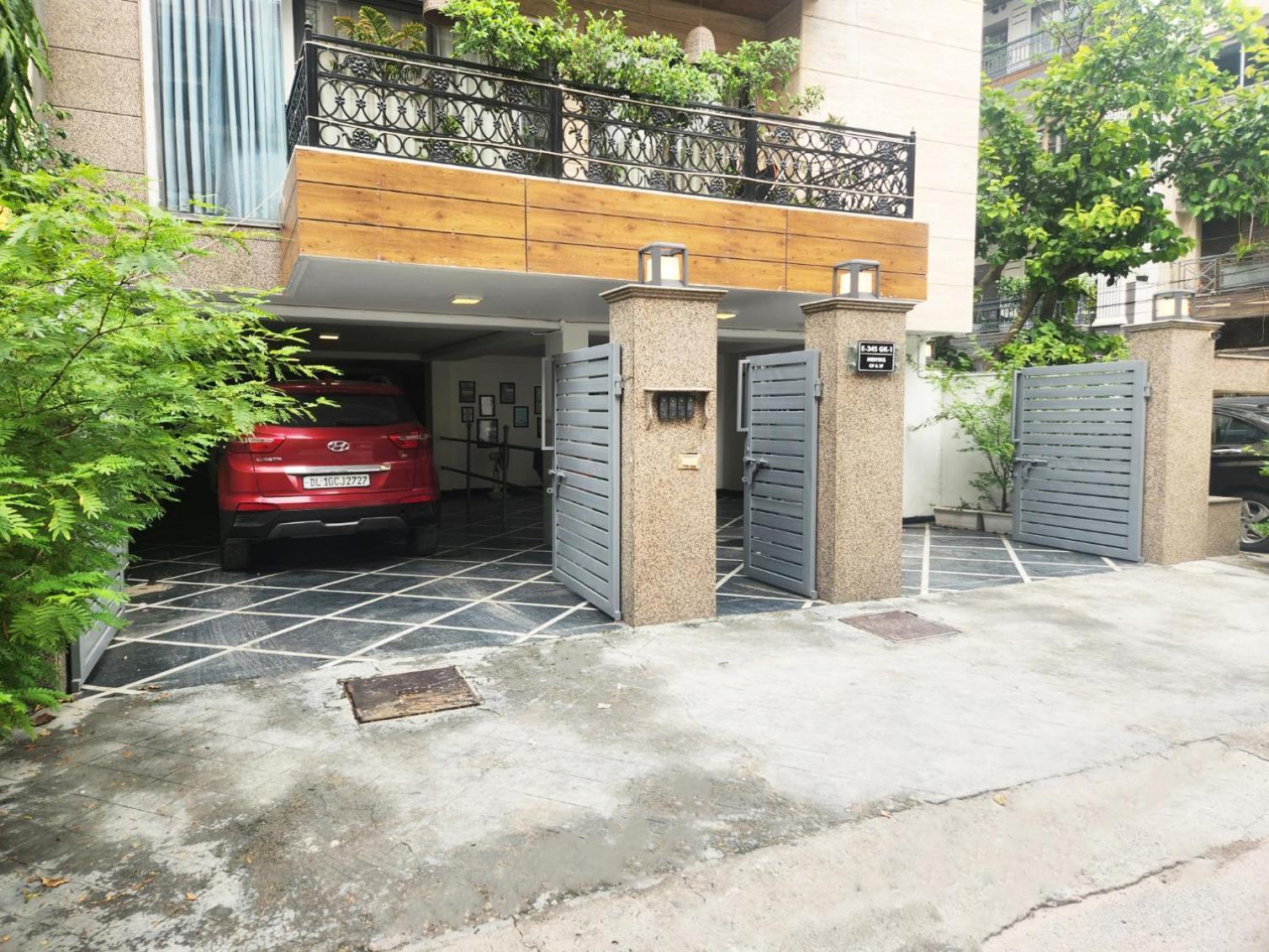 Sunlit Premium 1bhk With Big Kitchen 9 Apartment *