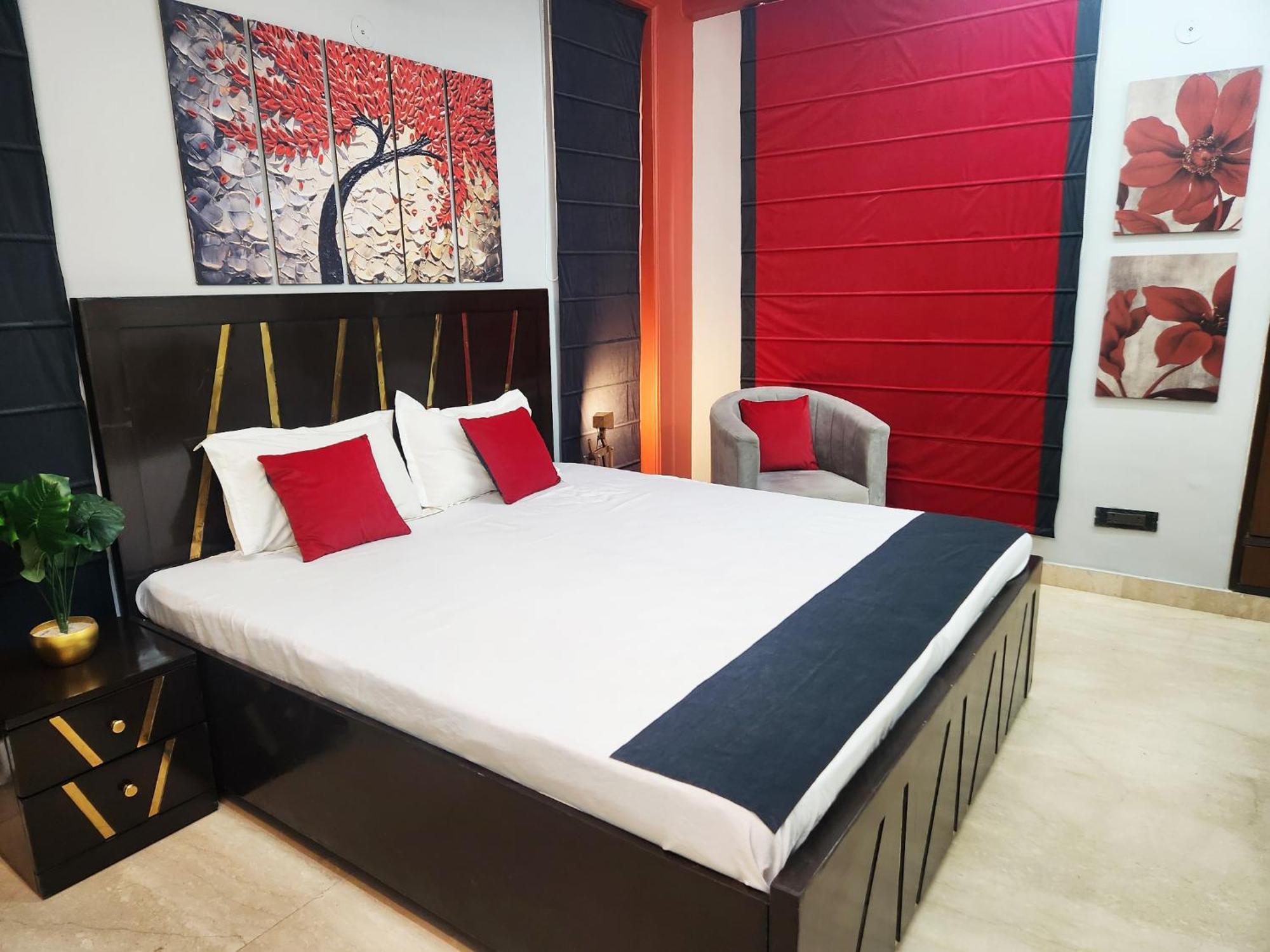 Sunlit Premium 1bhk With Big Kitchen 9 Apartment *