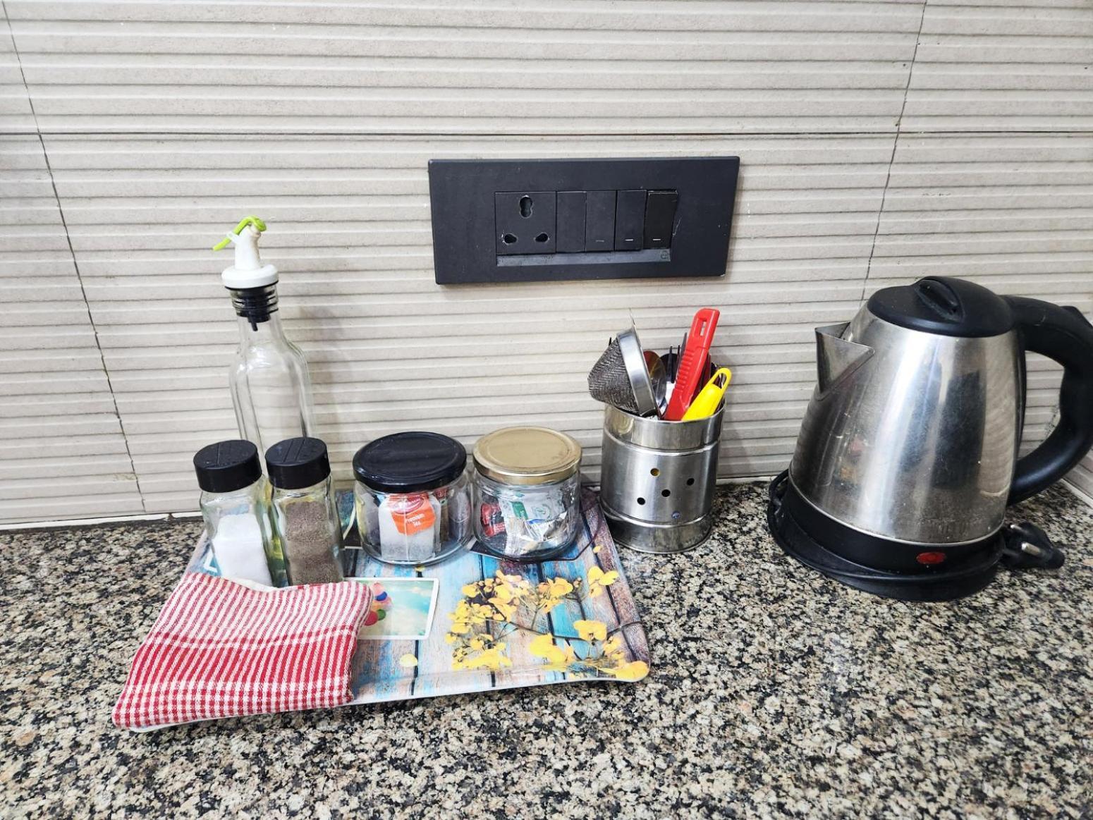 Apartment Sunlit Premium 1bhk With Big Kitchen 9 New Delhi