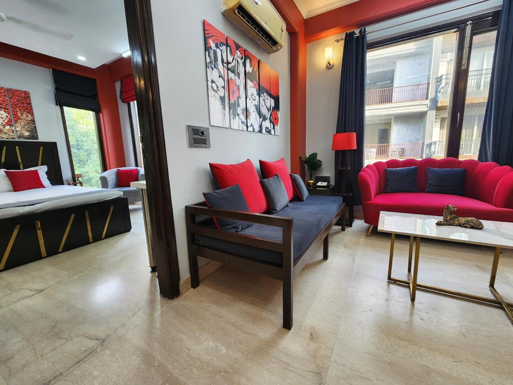 Sunlit Premium 1bhk With Big Kitchen 9 * New Delhi
