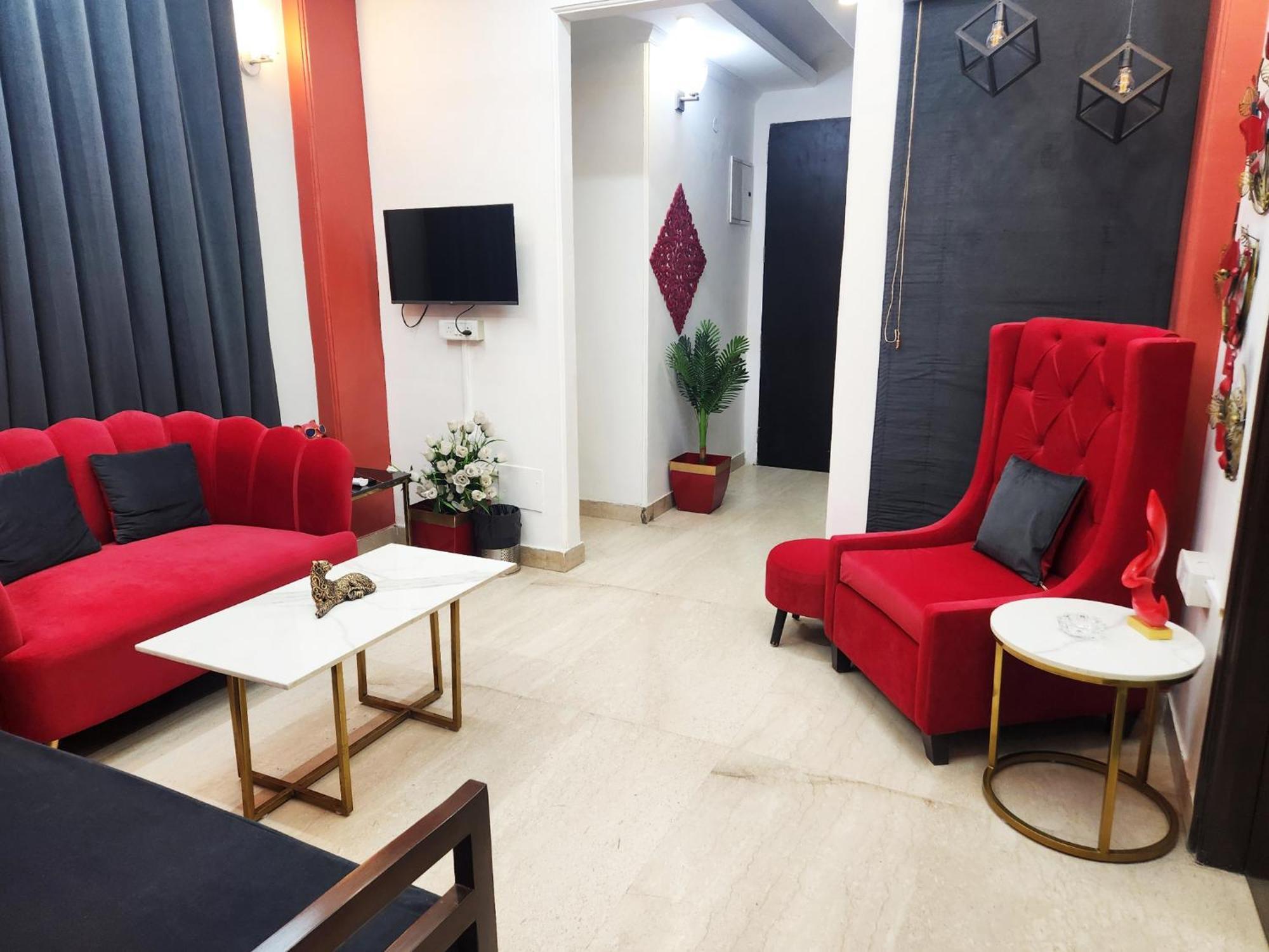 Apartment Sunlit Premium 1bhk With Big Kitchen 9